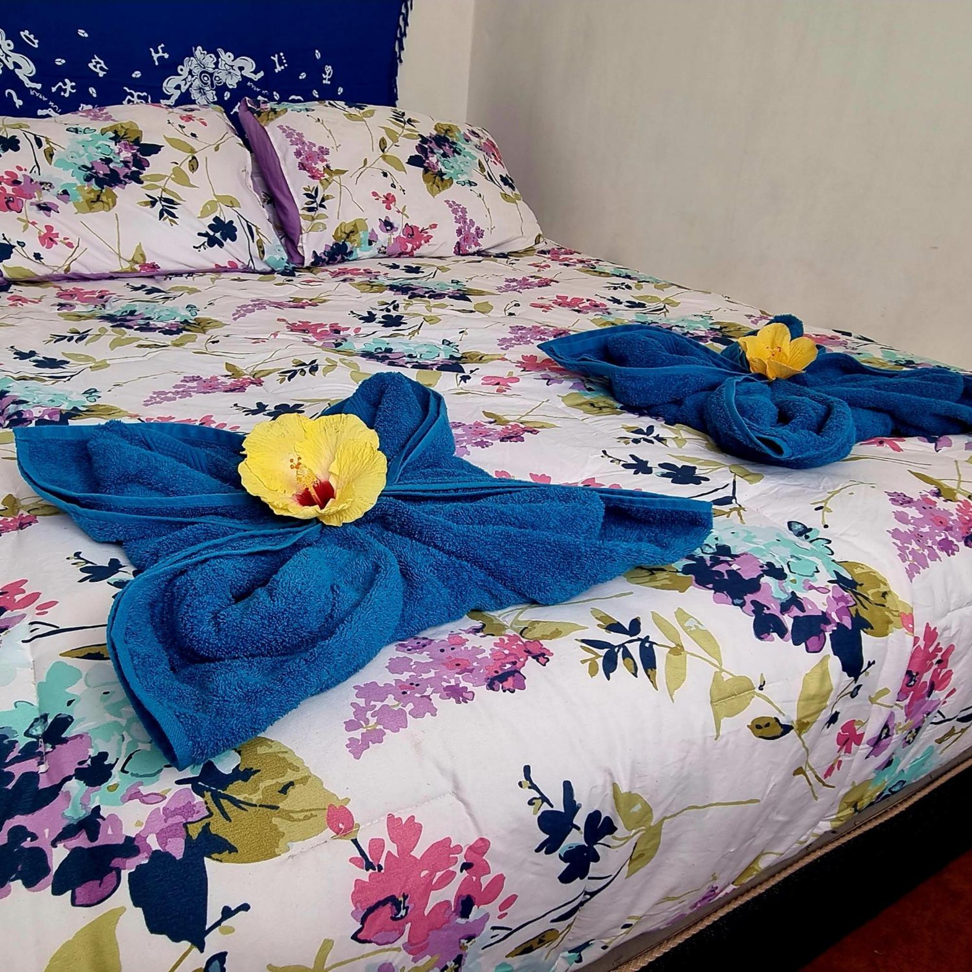 Cabanas Henua Roa Hanga Roa Rom bilde